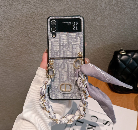Luxury Chain Strap Pattern Case