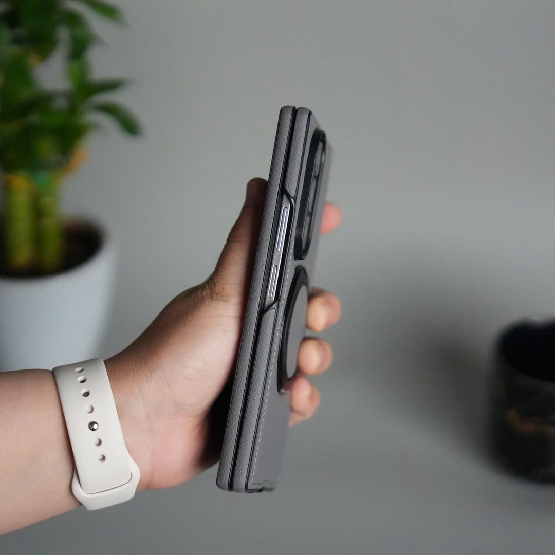 Premium Leather Magnetic Ring Stand