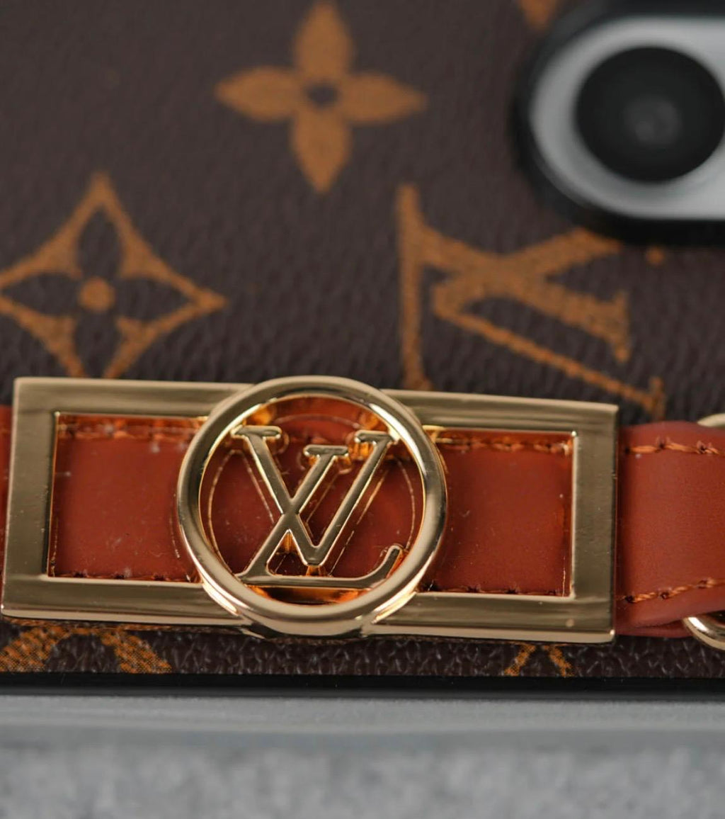 Elegant Leather Grip Case