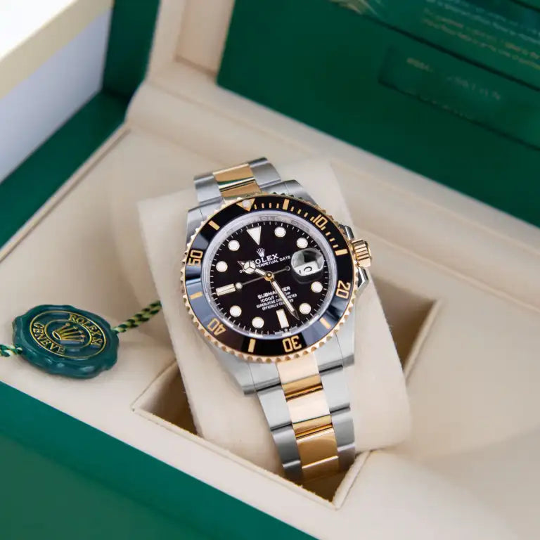 Submariner Black Yellow Glod
